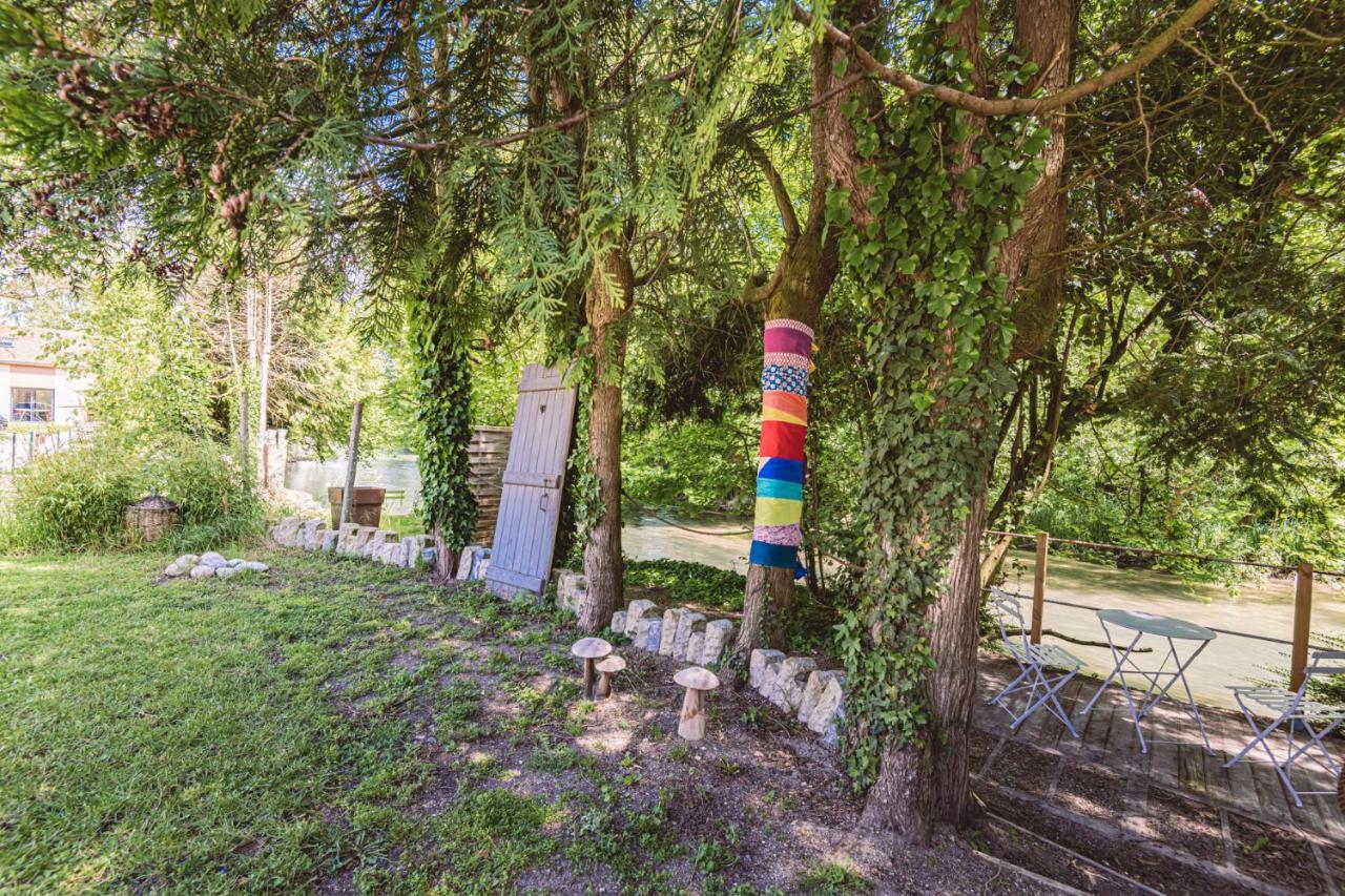 Gites Serenae Avec Vue Sur Riviere Val de Vesle Exterior foto